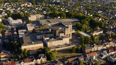 Sankt Ingbert Halle, Sankt Ingbert Hallenfläche