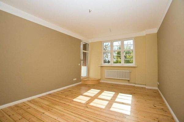 Wohnzimmer mit Loggia