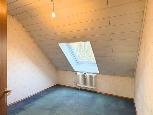 Kinderziimmer-Büro.jpg