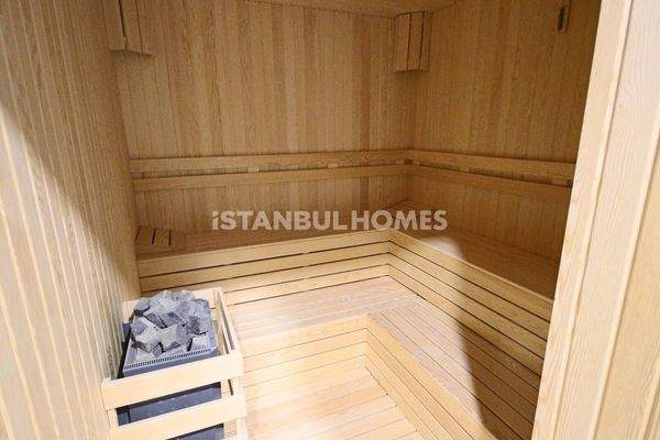 Flats in a Complex with Rich Social Amenities in Kadikoy