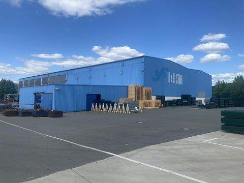 Saalfeld Halle, Saalfeld Hallenfläche