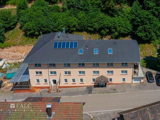 Hausansicht von oben frontal