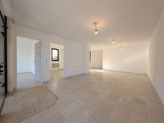 Geschäftslokal Foto 5.jpg