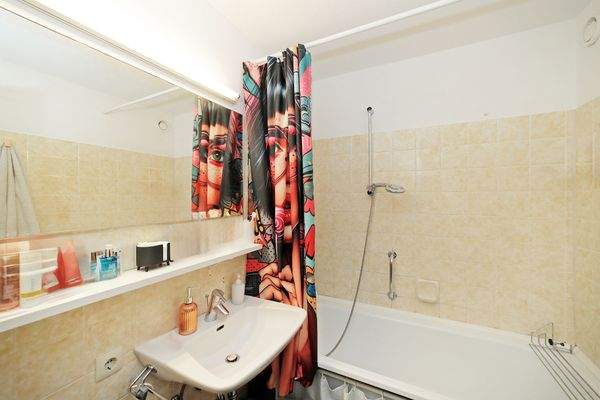 Dieses Bad sehnt sich nach einer Erneuerung