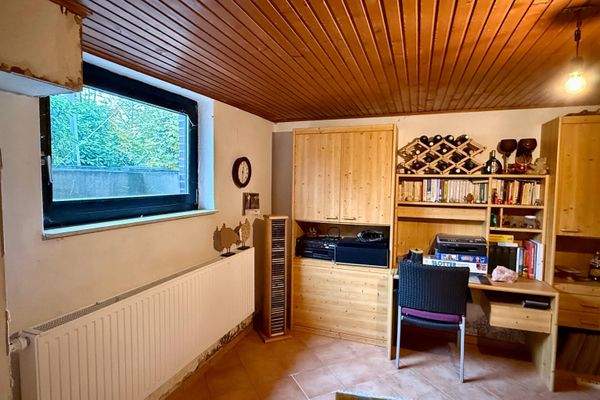 Hobbyraum/Büro im Keller