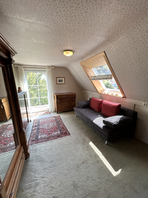 Zimmer DG zu Balkon