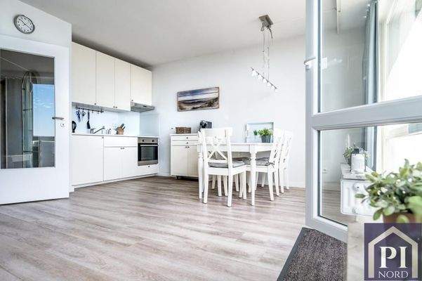 Offener Wohn- und Essbereich