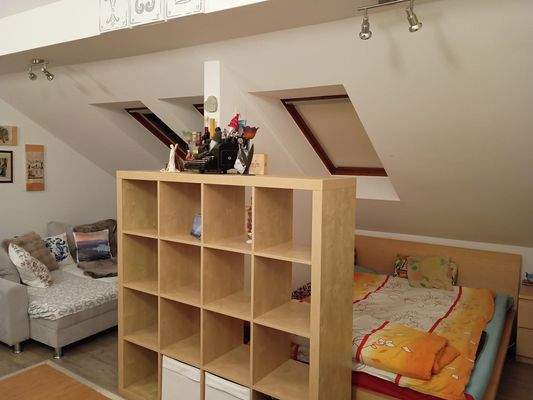 Wohn- und Schlafbereich (Bild 02)