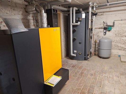 ETA Pelletheizung + WWSpeicher