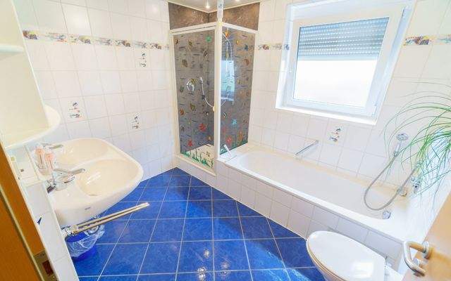 Badezimmer-1.jpg