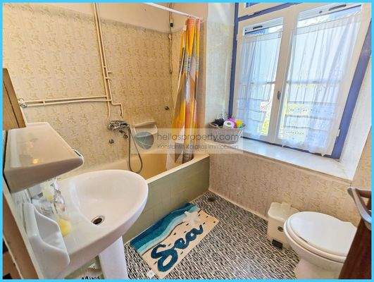 8296f74ac48e44d2880271e191bb3fd2-original