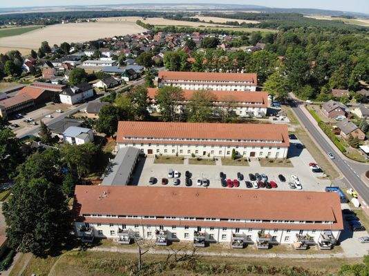 Luftaufnahme der Wohnanlage und Umgebung