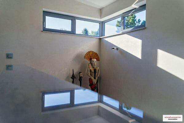 Treppenhaus in das 1. OG