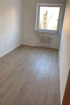 Schlafzimmer mit Viylbodenjpg