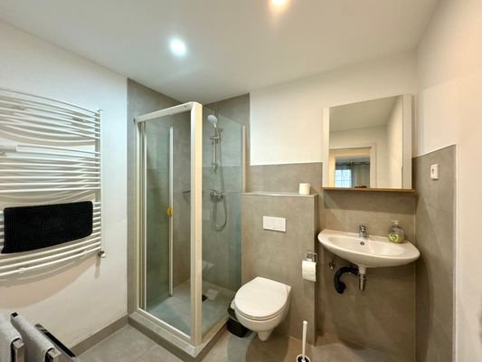 Apartment 2 - Bad