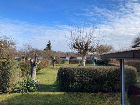 Seegrundstück gegenüberliegend