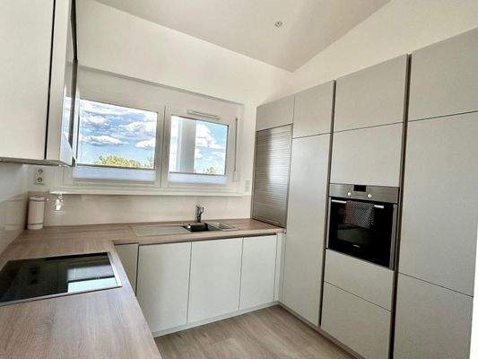 Moderne Einbauküche