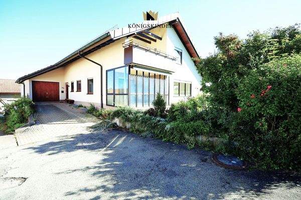 Herzlich willkommen - barrierefreier Eintritt...