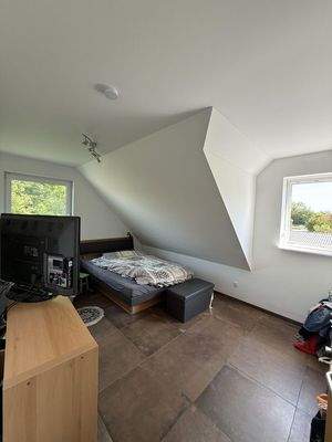 Schlafzimmer,Blick zum Stall