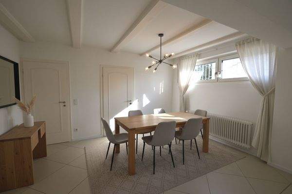 Esszimmer_Möblierungsbeispiel