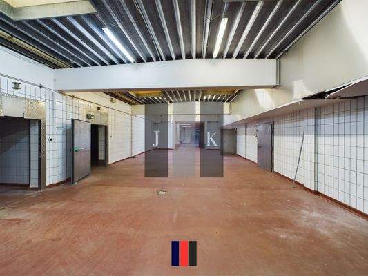 Halle Innenansicht 1