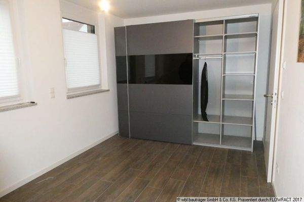 Elternschlafzimmer Schrank kann übernommen werden