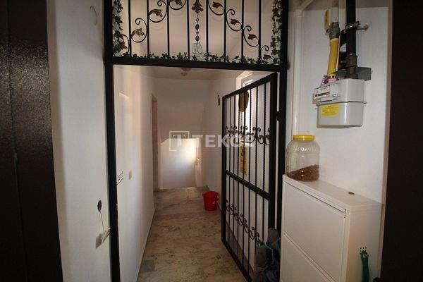 Sea View 3 Bedroom Apartment in Central Antalya Lara