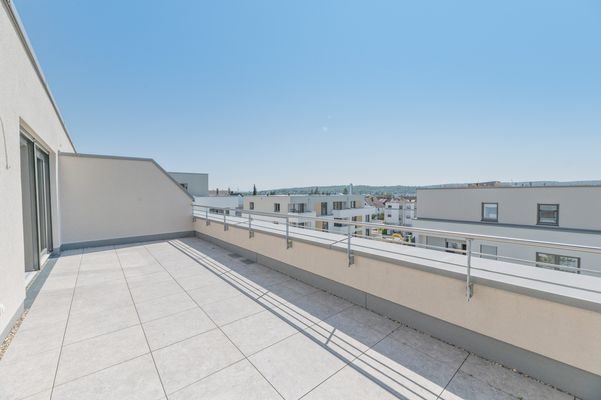 Große Dachterrasse