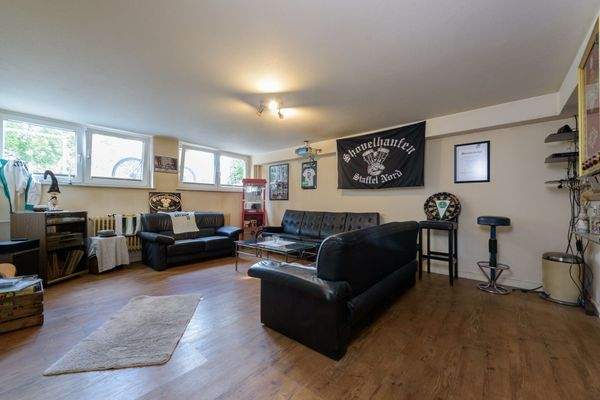 Partyraum im Souterrain