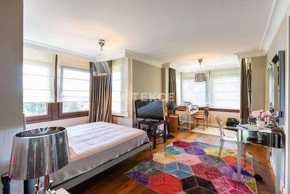 Luxurious Villa with Forest and Sea Views in Sarıyer İstanbul