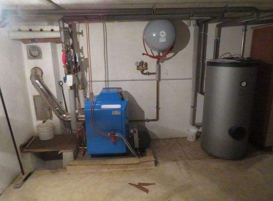 22-Kellergeschoss-Heizung.JPG