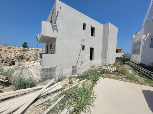 Kreta, Sfakaki: Rohbau - Wohnung im Erdgeschoss zu