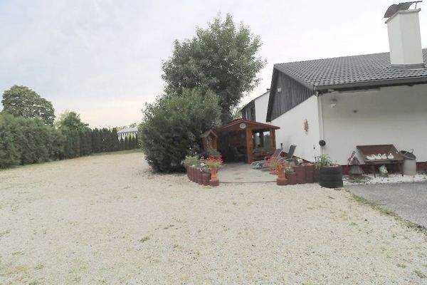 Grillhütte mit Bar-Raum