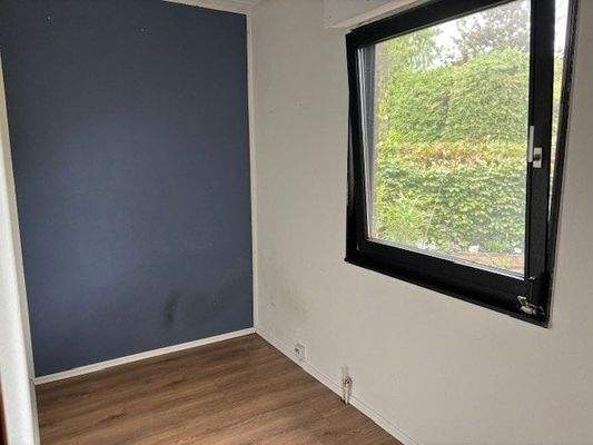 kleines Büro im Erdgeschoss