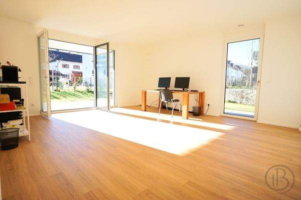 Offener Wohn-/Essbereich