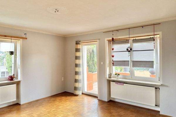 Wohnzimmer im Erdgeschoß