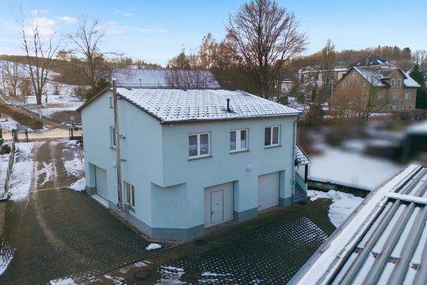 kombiniertes Wohn-/Gewerbegebäude