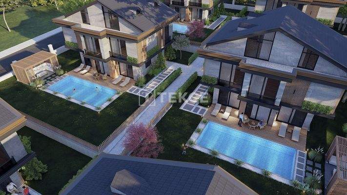 Detached Villas with Private Pools in Gürpınar Beylikdüzü