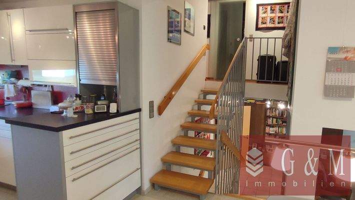 Treppe ins Obergeschoss