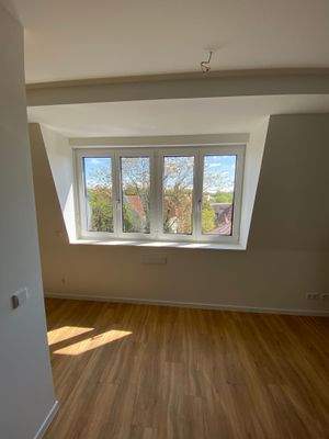 Wohn- u. Küchenbereich_Bild 2.JPG