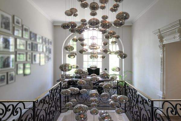 Treppenhaus-Leuchter Sonderanfertigung