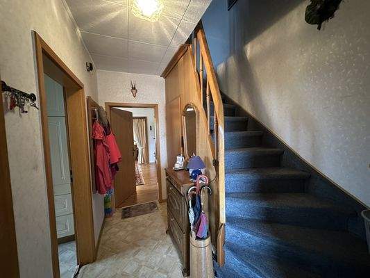 Flur mit Treppenaufgang