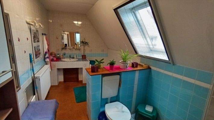 Badezimmer DG Ansicht 1