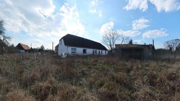 Rückseite Blick rechter Giebel