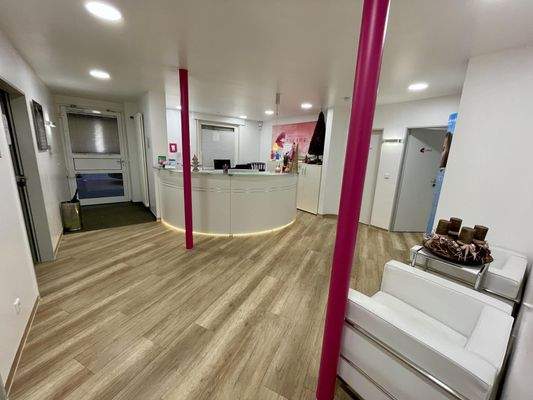 Arztpraxis im Erdgeschoss