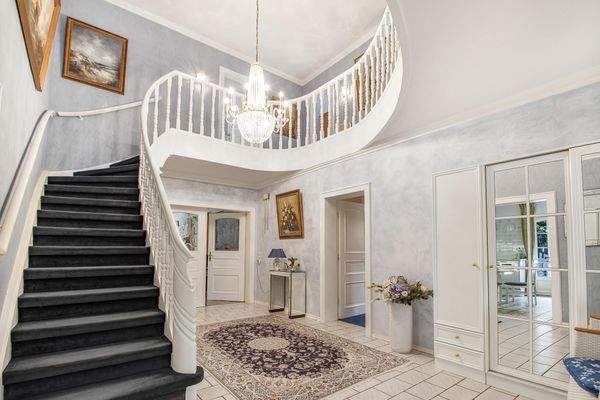 Galerie im Erdgeschoss