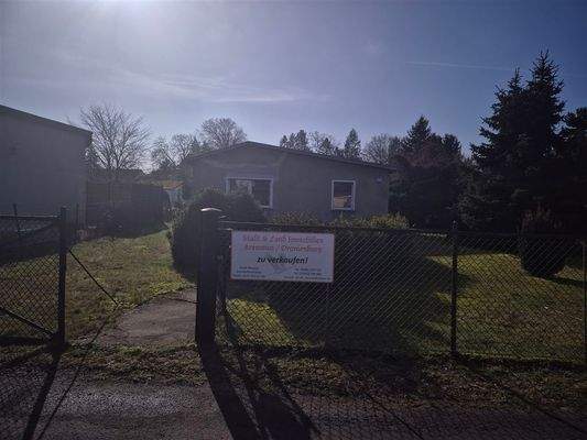 Blick aufs Grundstück