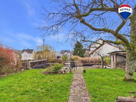 RE/MAX Immobilien DeLux Haus in Mettlach zu verkaufen 