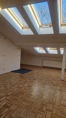 WhatsApp Image 2026-03-05 at 15.39.15 (2).jpeg