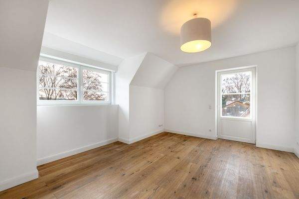 Schlafzimmer mit Balkon